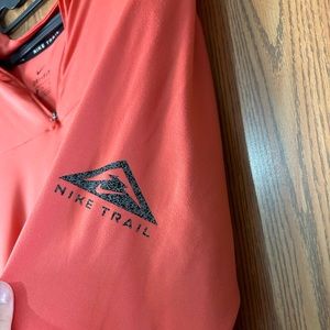 Nike Trail pullover